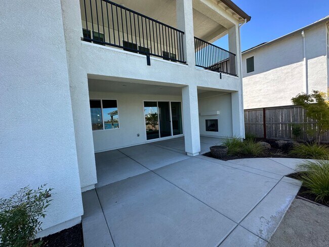Building Photo - 5726 Ebbshore St