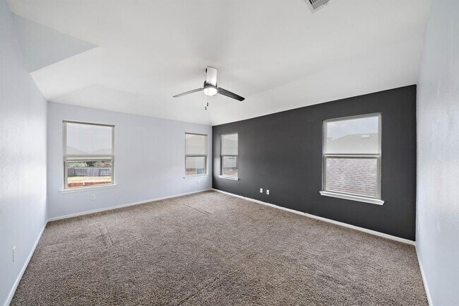 Building Photo - 29006 Dryander Forest Ct