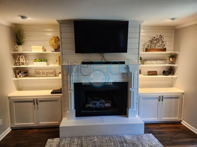 Building Photo - Coming Soon! Super impressive, updated WLR Home - WOW!