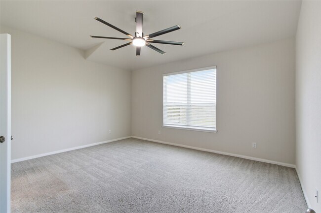 Building Photo - 7302 Toluca Dr