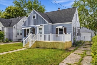Building Photo - 171 Weston Ave