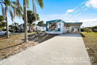Building Photo - 8342 SE Skylark Ave