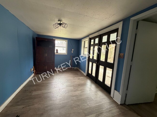 Building Photo - Home for Rent in Roebuck