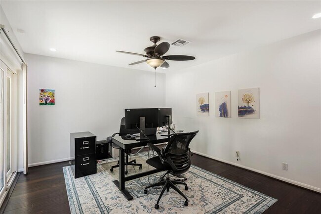 Building Photo - 354 Tealwood Dr