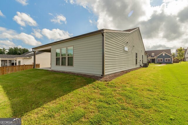 Building Photo - 147 Soundview Trce