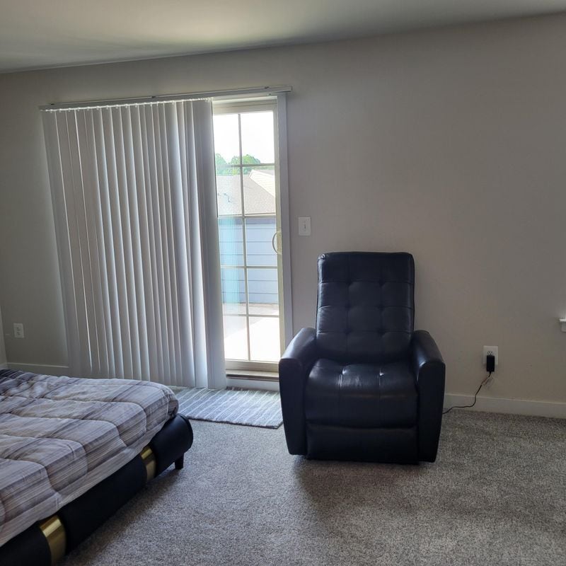 Building Photo - 18109 Red Cedar Rd