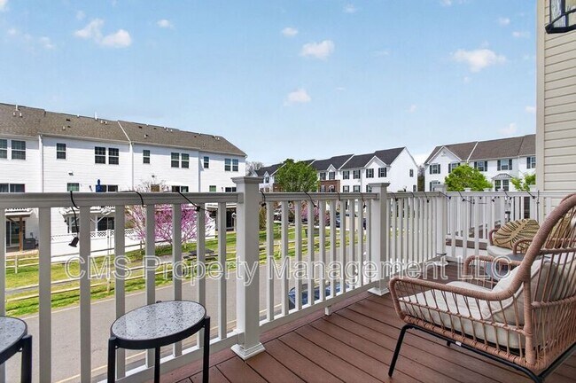 Building Photo - 107 Celebration Blvd