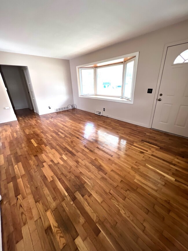 Building Photo - 3726 Christiansen Rd