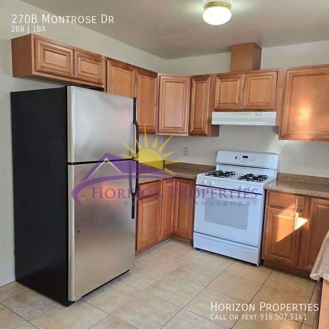 Building Photo - 270 Montrose Dr