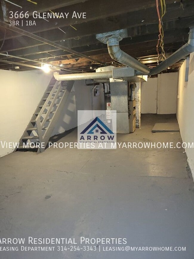 Building Photo - 3666 Glenway Ave