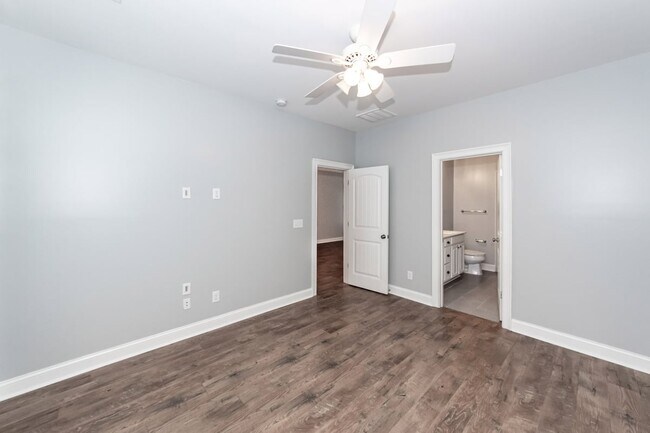 Building Photo - 3437 Fairwater Pl