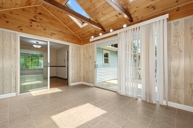 Building Photo - 11 Minuteman Way