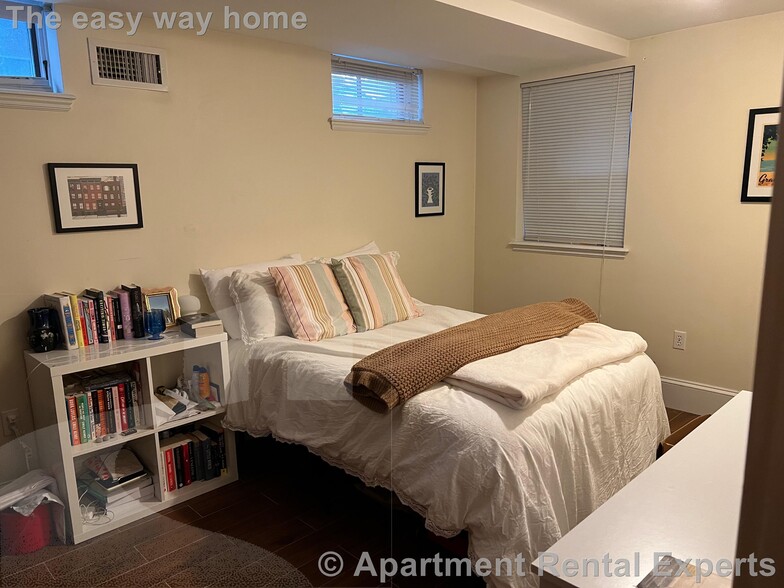 Building Photo - 20 Highland Ave