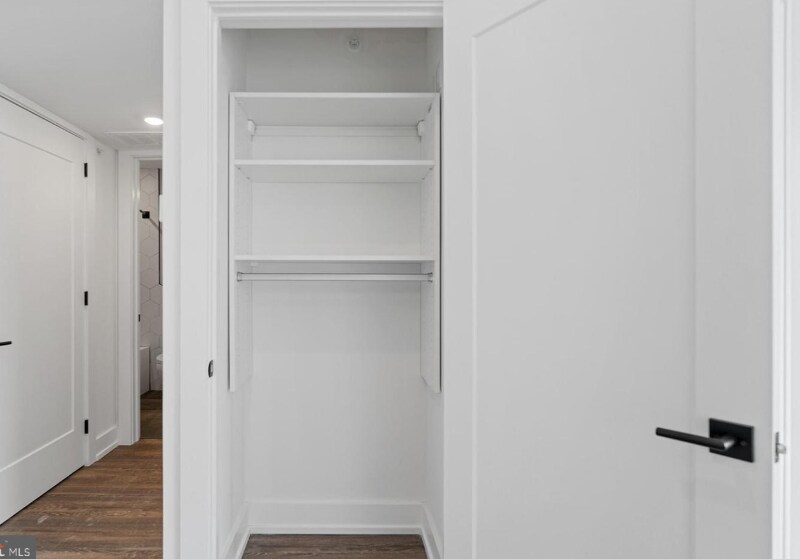 Building Photo - 1721 Ridge Ave