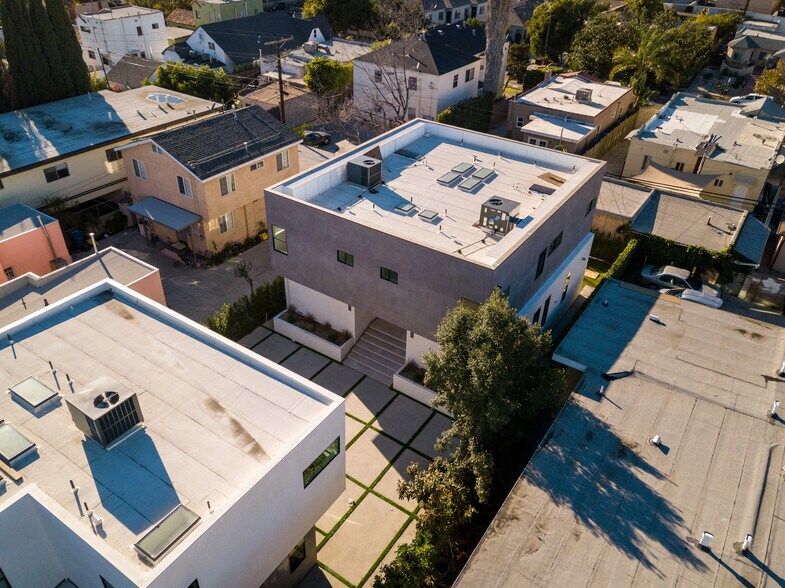 Building Photo - 1807 S Longwood Ave
