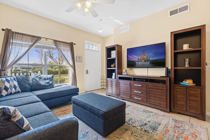 Building Photo - 2610 Lodi Cir