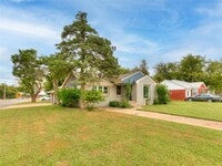 Building Photo - 1429 Casady Ln