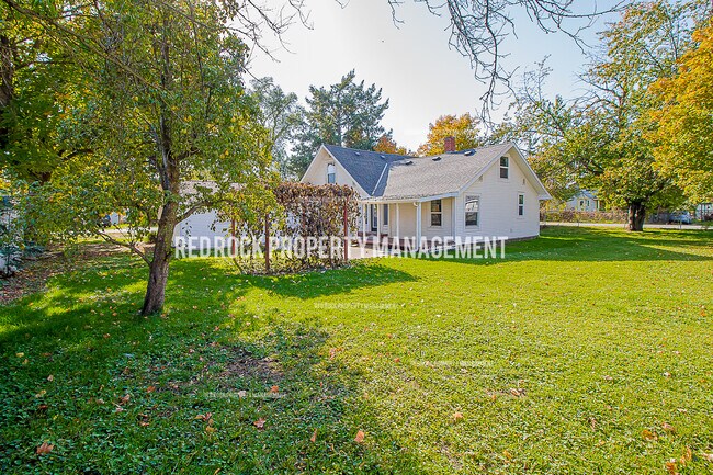 Building Photo - 18307 E Sinto Ave