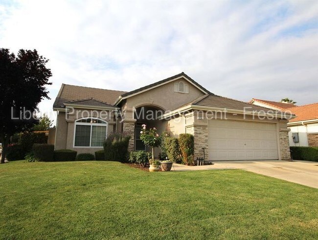 Primary Photo - 2764 E Eclipse Ave