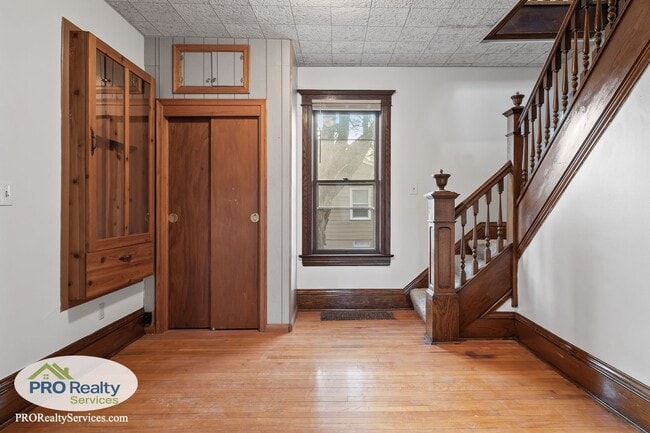 Building Photo - 4 Bedroom Home **50% off January's Rent with a January 2026 Move In**