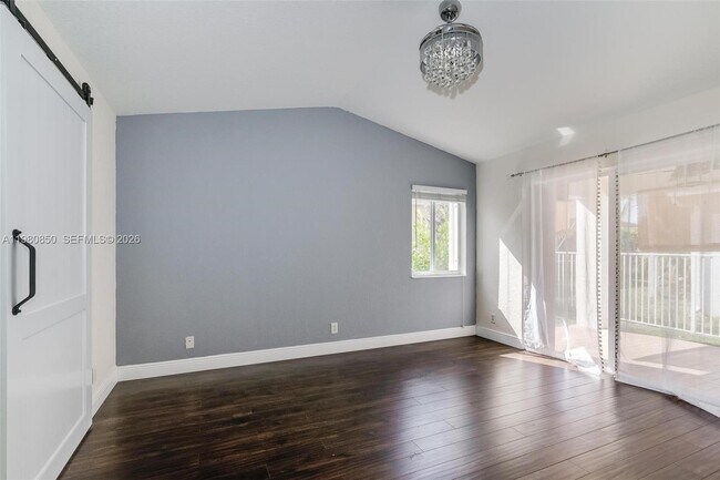 Building Photo - 1046 Golden Cane Dr