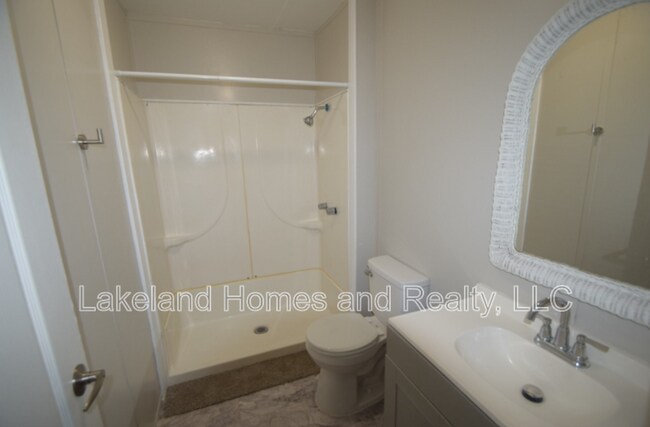 Building Photo - 3134 Skyview Dr