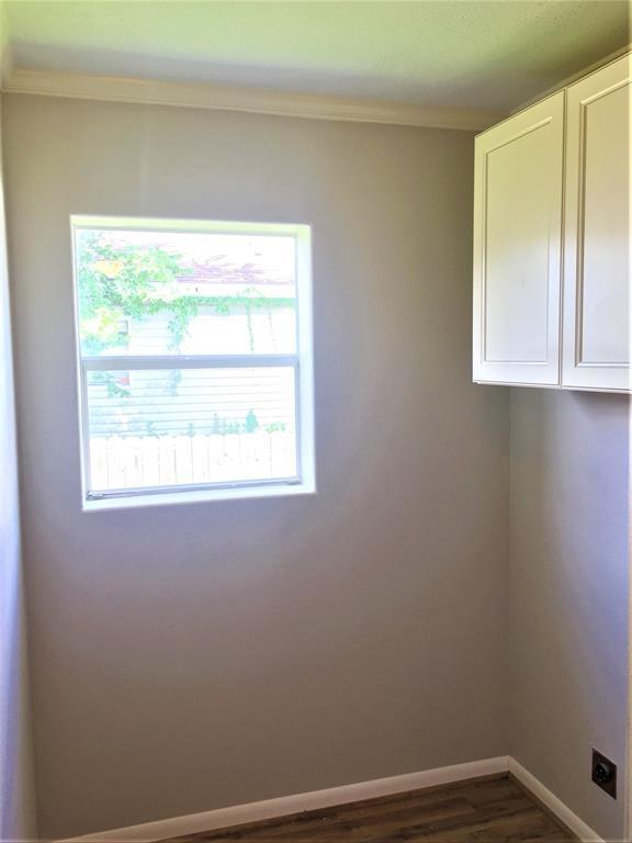 Building Photo - 10003 Summerberry Ln