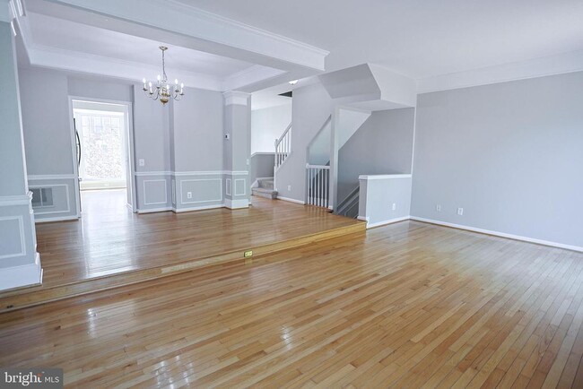 Building Photo - 3641 Bracknell Dr