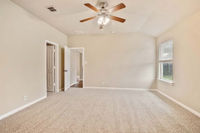 Building Photo - 219 Frio River Trail