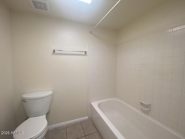 Building Photo - 4606 Paseo Las Palmas