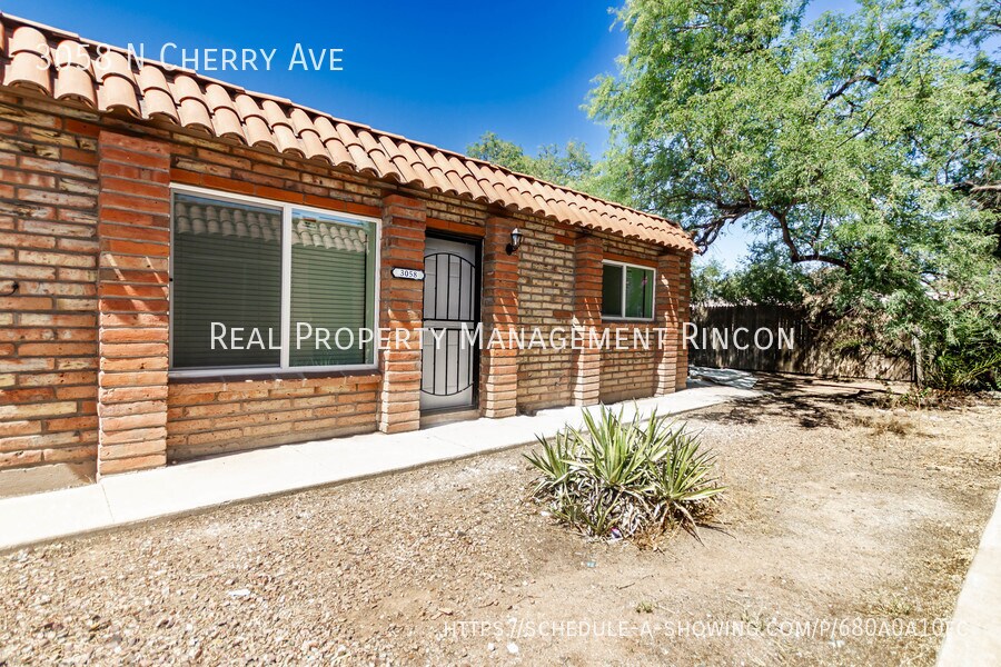 Building Photo - 3058 N Cherry Ave