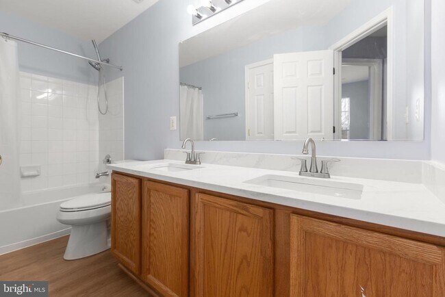 Building Photo - 15788 Nimes Ct