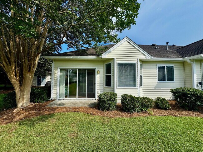 Building Photo - Furnished 2 Bed Townhome in Sun City Hilton Head