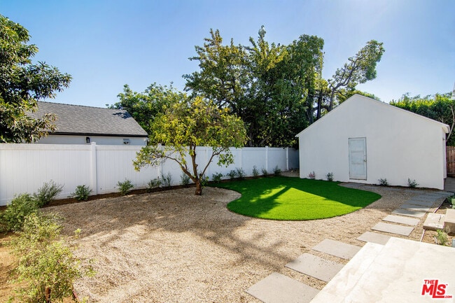 Building Photo - 3268 Butler Ave