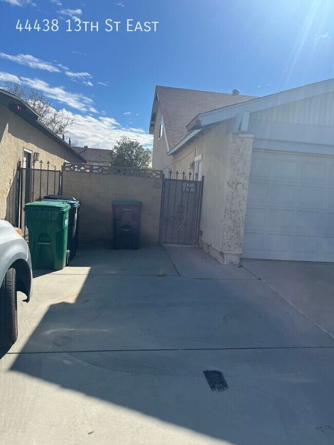 Building Photo - 44438 13th St E