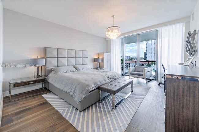 Building Photo - 3250 NE 188th St