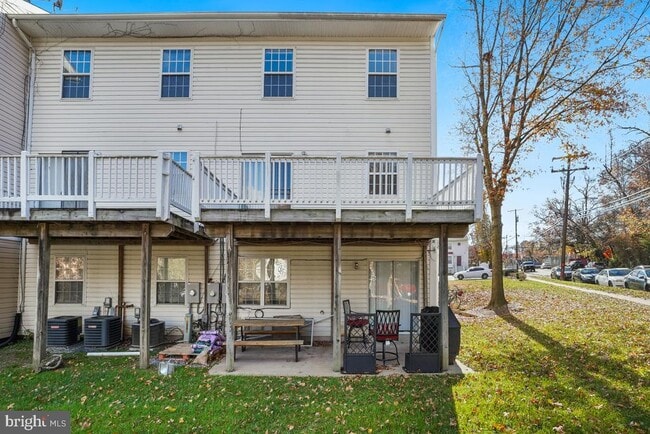 Building Photo - 6081 64th Ave