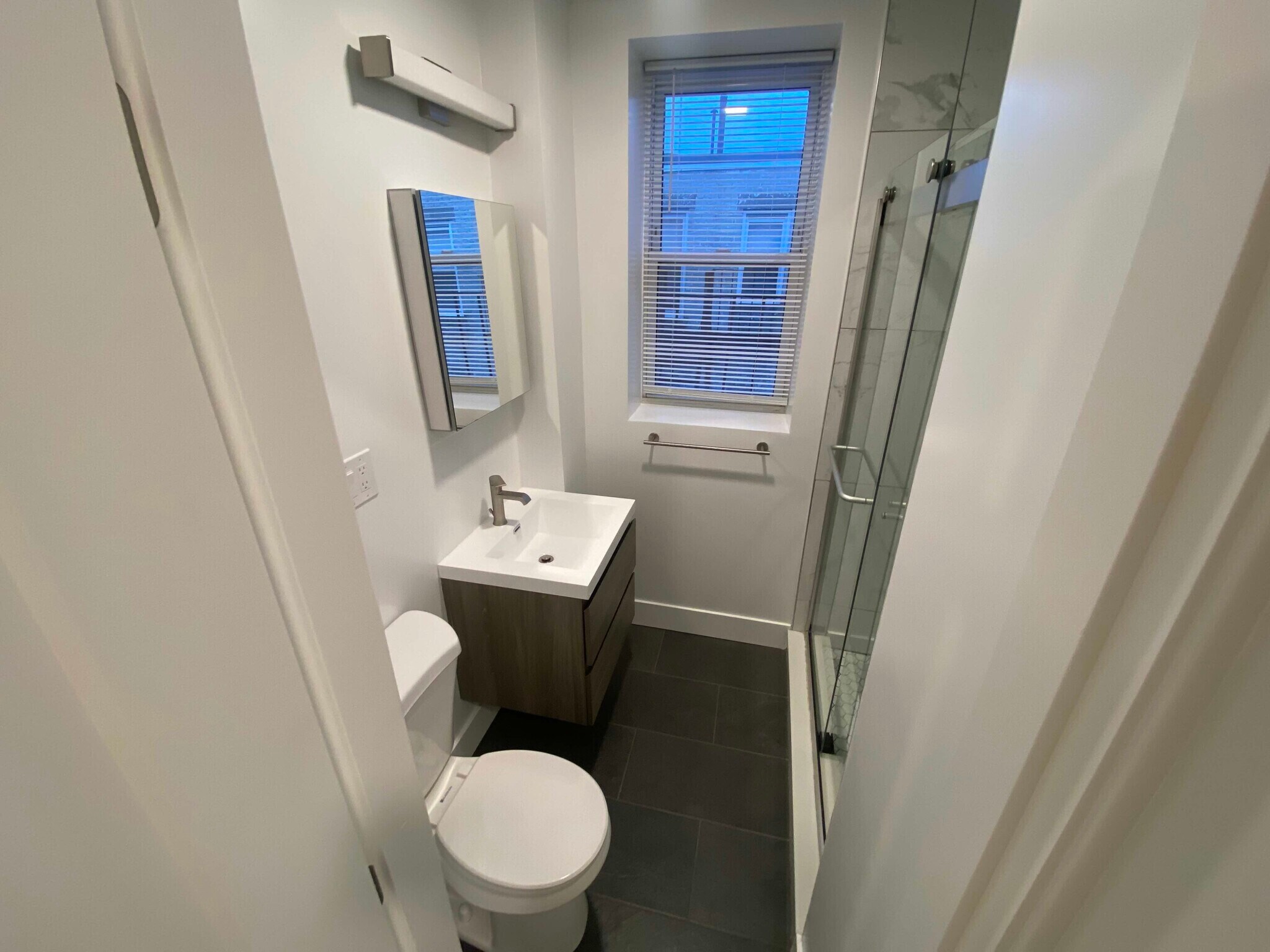 Building Photo - 111 Park Dr