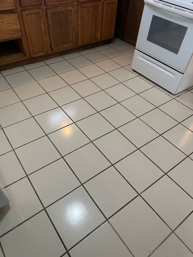 Building Photo - East Midlothian Duplexes