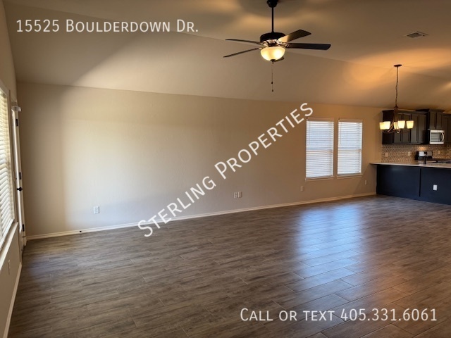 Building Photo - 15525 Boulderdown Dr