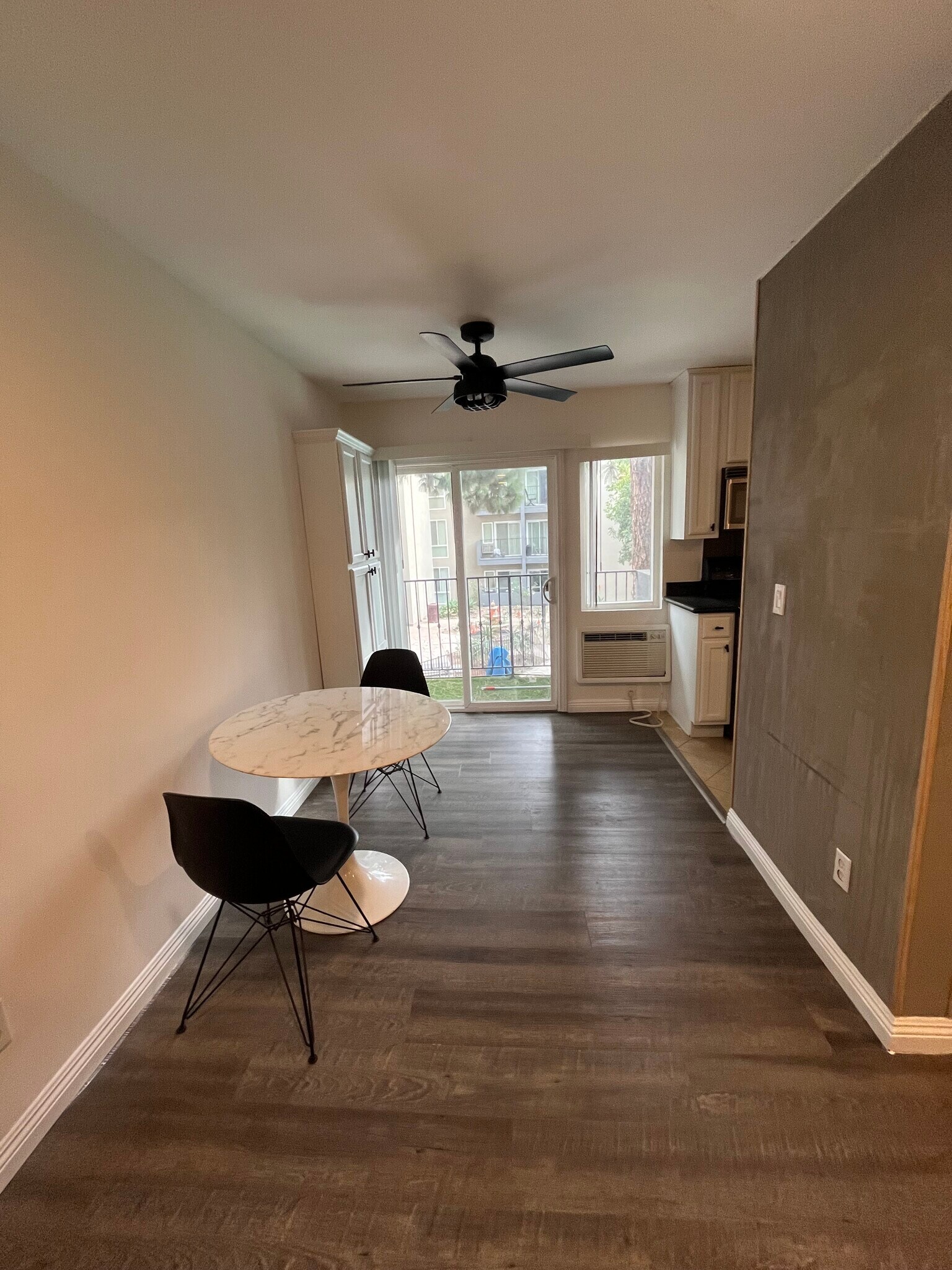 Building Photo - 4860 Rolando Ct