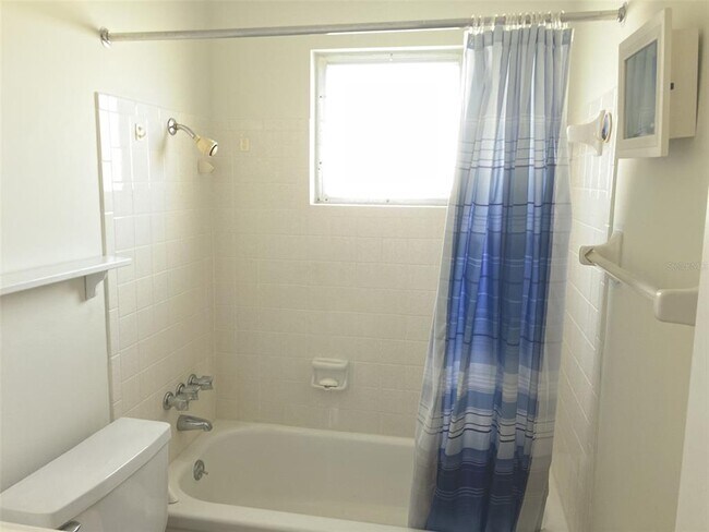Building Photo - 6110 Coral Way