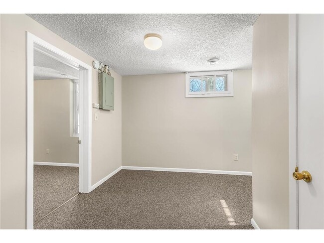 Building Photo - 209 29th Ave N