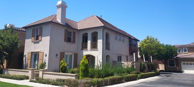 Building Photo - 61 Plantation