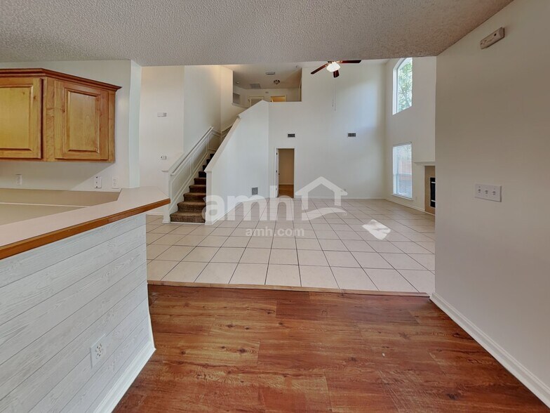 Building Photo - 3127 Majestic Oaks Ln