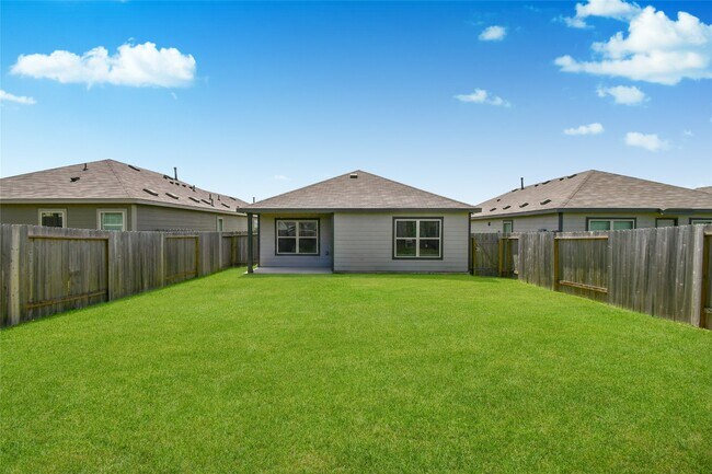 Building Photo - 7915 Meadow Cranesbill Ln