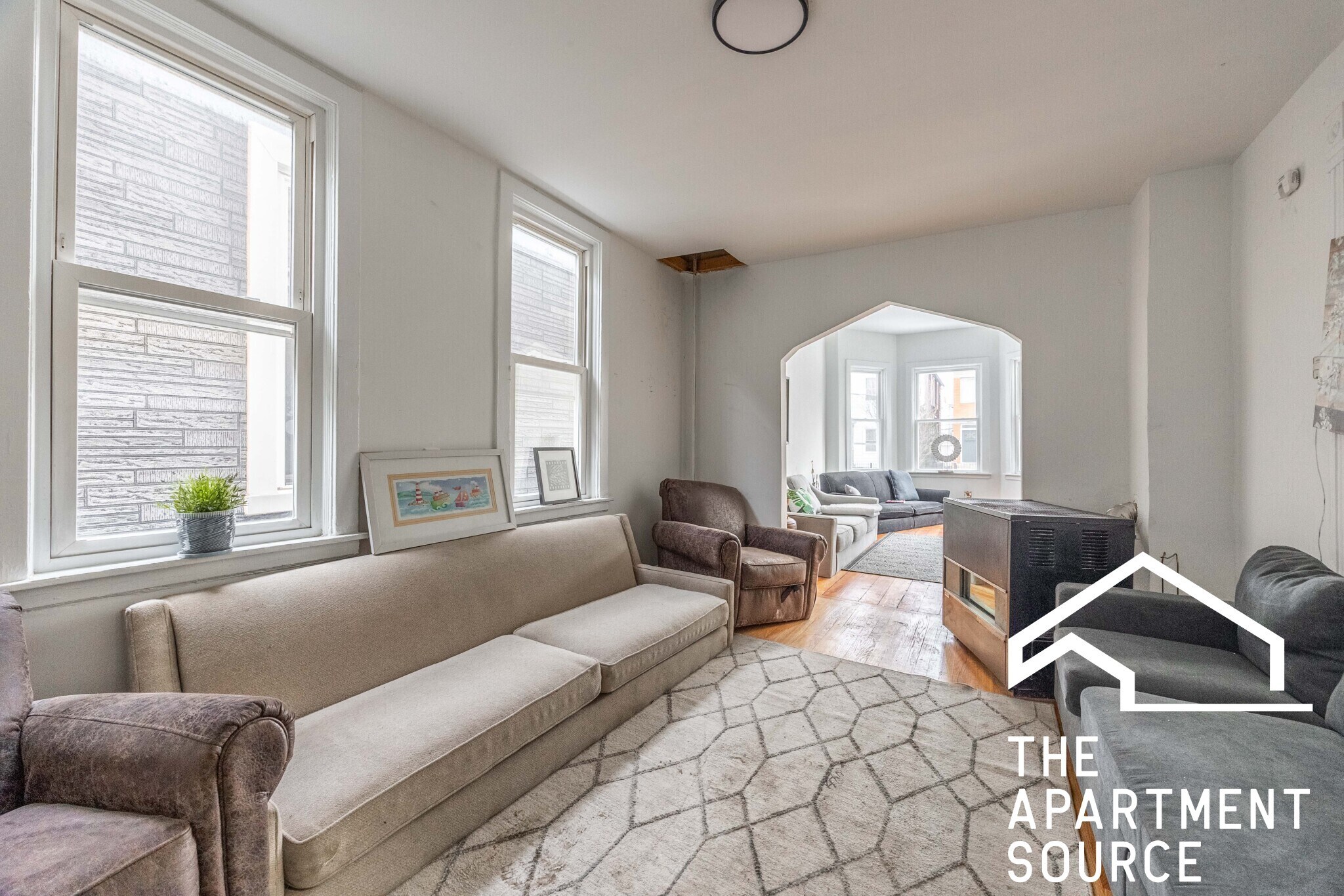 Building Photo - 1626 N Fairfield Ave