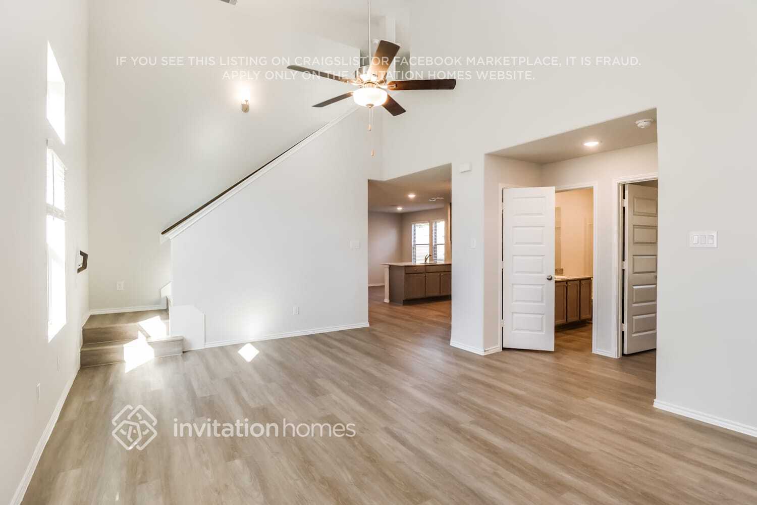 Building Photo - 10943 Heliosphere Wy