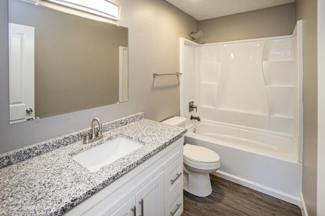 Building Photo - 12713 Ridgeview Cir