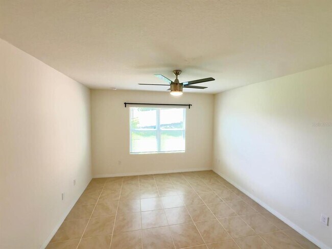 Building Photo - 2109 Doe Run Dr